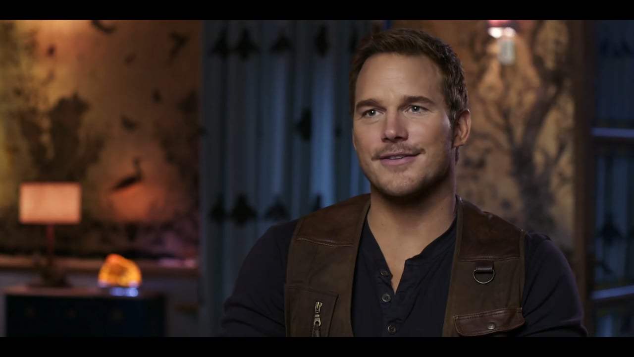 Jurassic World: Fallen Kingdom Featurette - Go Behind the Scenes (2018) Screen Capture #4