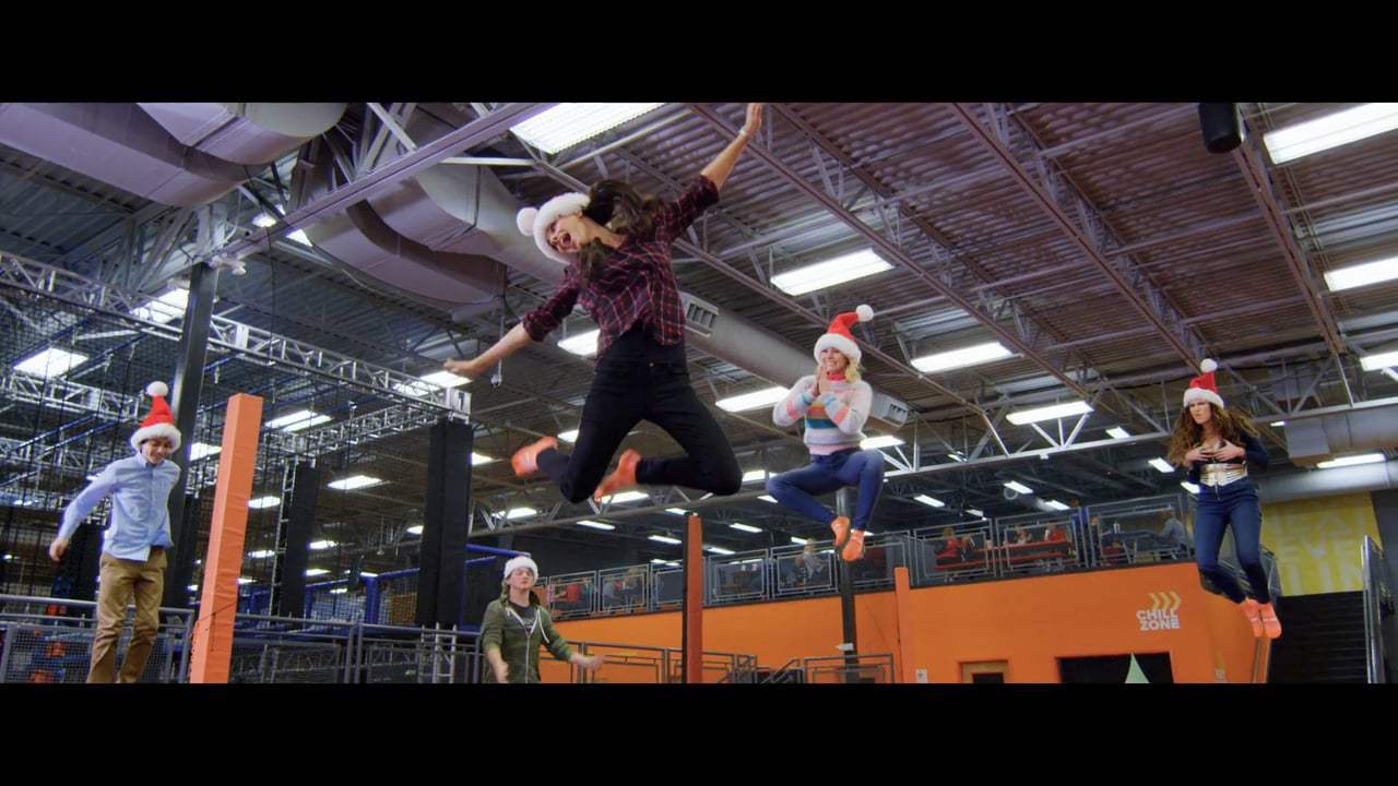 A Bad Mom's Christmas TV Spot - Own It (2017) Screen Capture #3