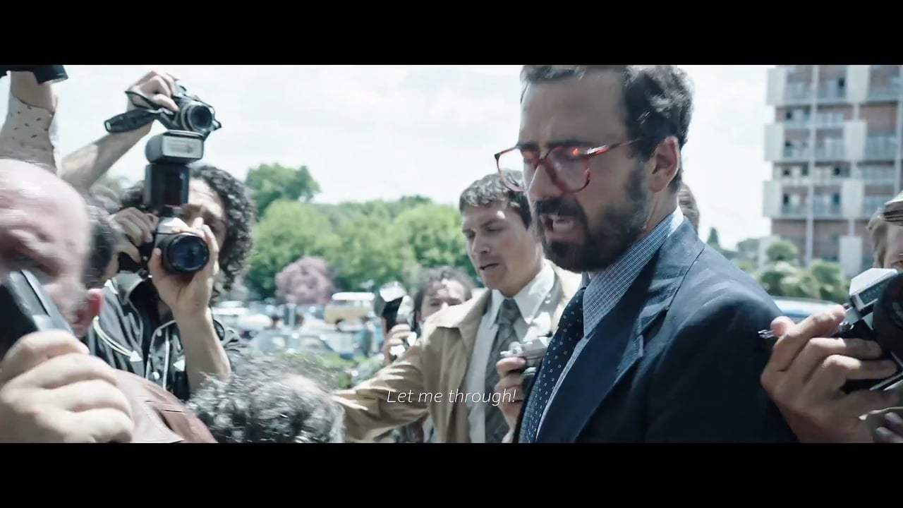 All the Money in the World (2017) - Set My Son Free Screen Capture #3