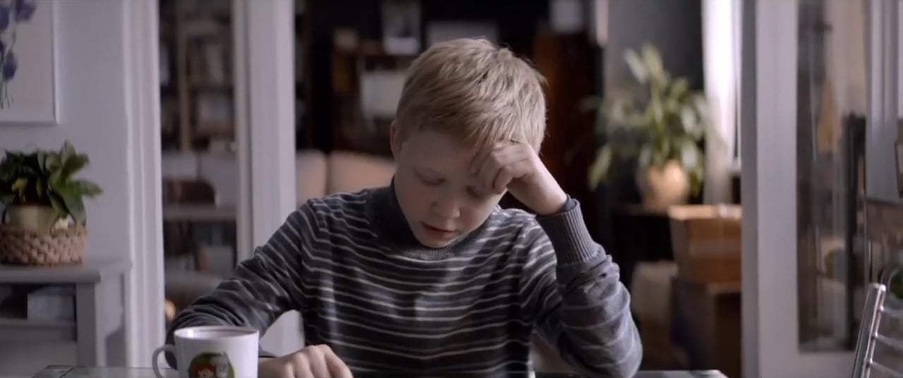 Loveless Trailer (2018) Screen Capture #1
