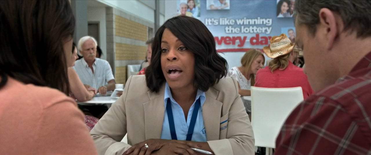 Downsizing (2017) - Equivilant Screen Capture #2