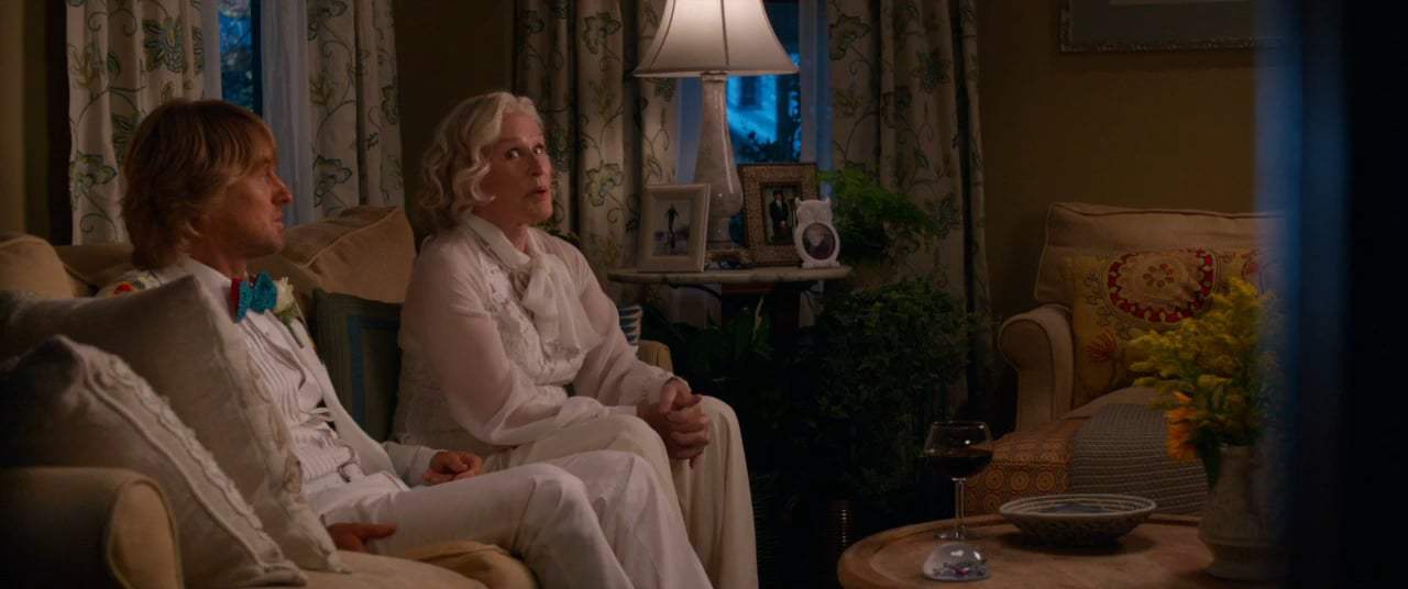 Father Figures (2017) - Freak Out Screen Capture #4