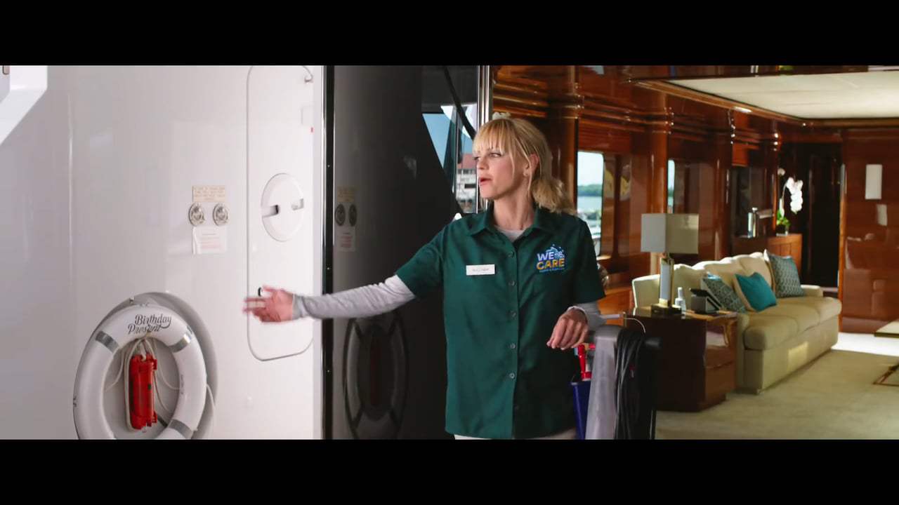 Overboard Trailer (2018) Screen Capture #2