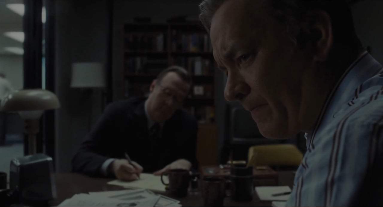 The Post Featurette - Meryl Streep and Tom Hanks (2018) Screen Capture #4