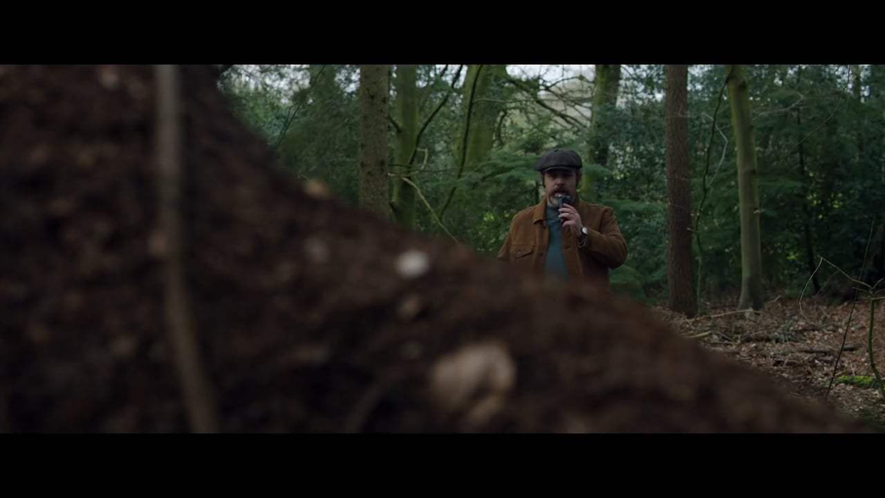 Ghost Stories Trailer (2018) Screen Capture #3