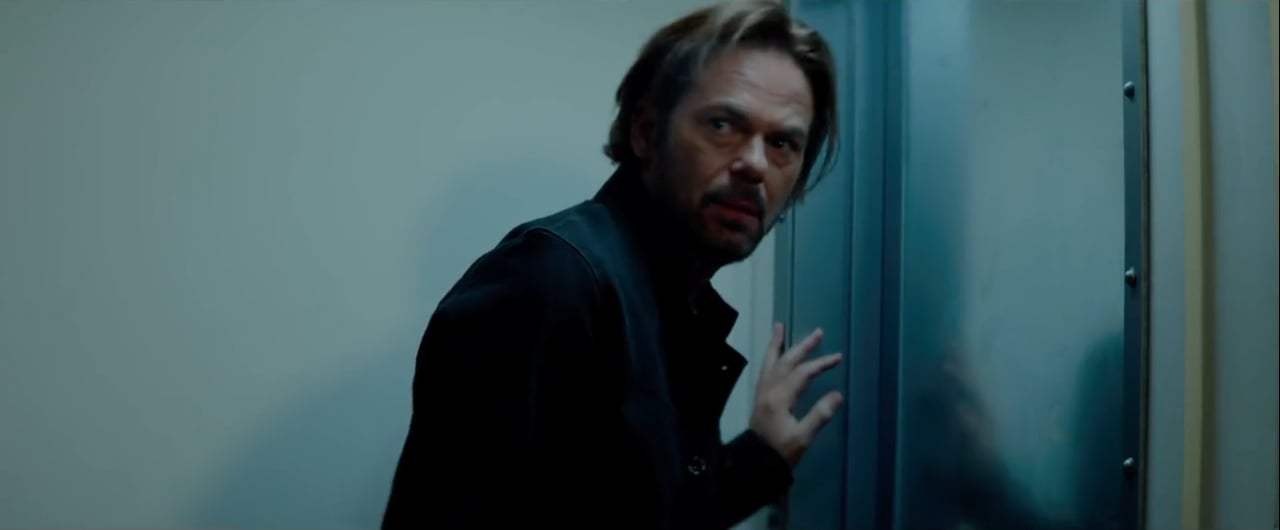 Breaking In Trailer (2018) Screen Capture #4