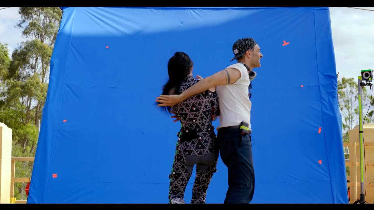 Thor: Ragnarok Featurette - Filming Moments with Taika (2017) Screen Capture #4