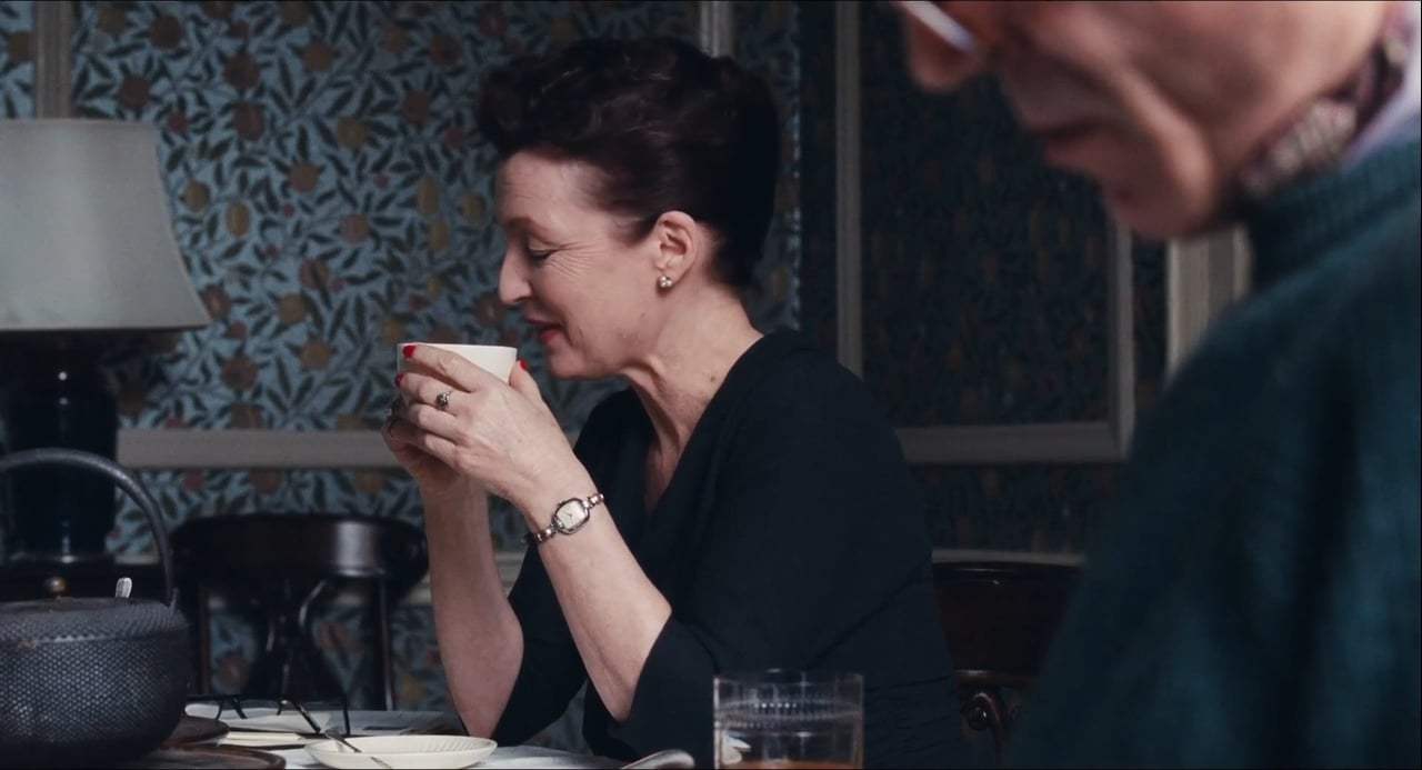 Phantom Thread (2017) - Don't Pick A Fight Screen Capture #3