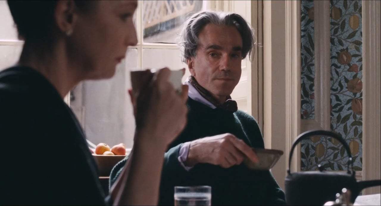 Phantom Thread (2017) - Don't Pick A Fight Screen Capture #4