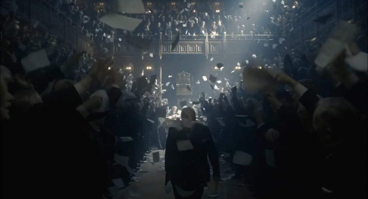 Darkest Hour TV Spot - Golden Globe Winner II (2017) Screen Capture #4
