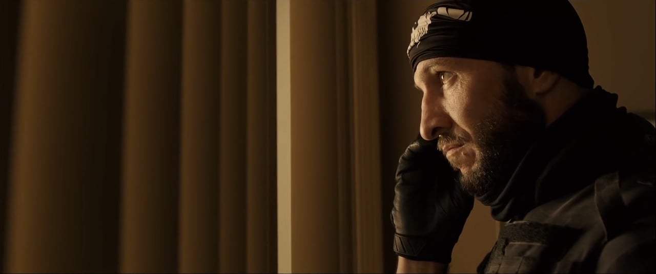 Den of Thieves (2018) - I Didn't Bring My Cuffs Screen Capture #2