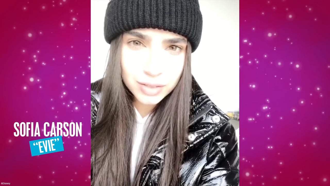 Descendants 3 Cast Reactions (2019) Screen Capture #1