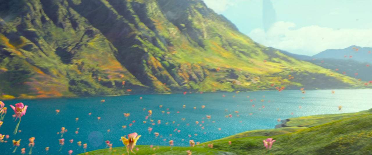 A Wrinkle in Time (2018) - They Speak Color Screen Capture #4