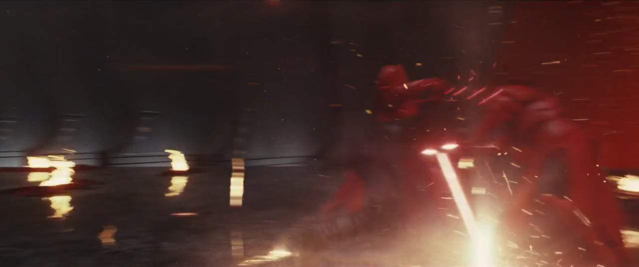 Star Wars: Episode VIII - The Last Jedi (2017) - Throne Room Battle Screen Capture #1