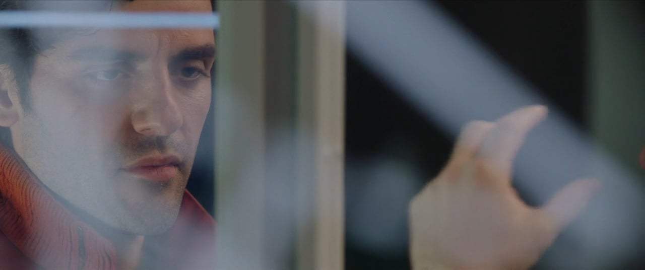 Star Wars: Episode VIII - The Last Jedi Featurette - Poe and Leia (2017) Screen Capture #2