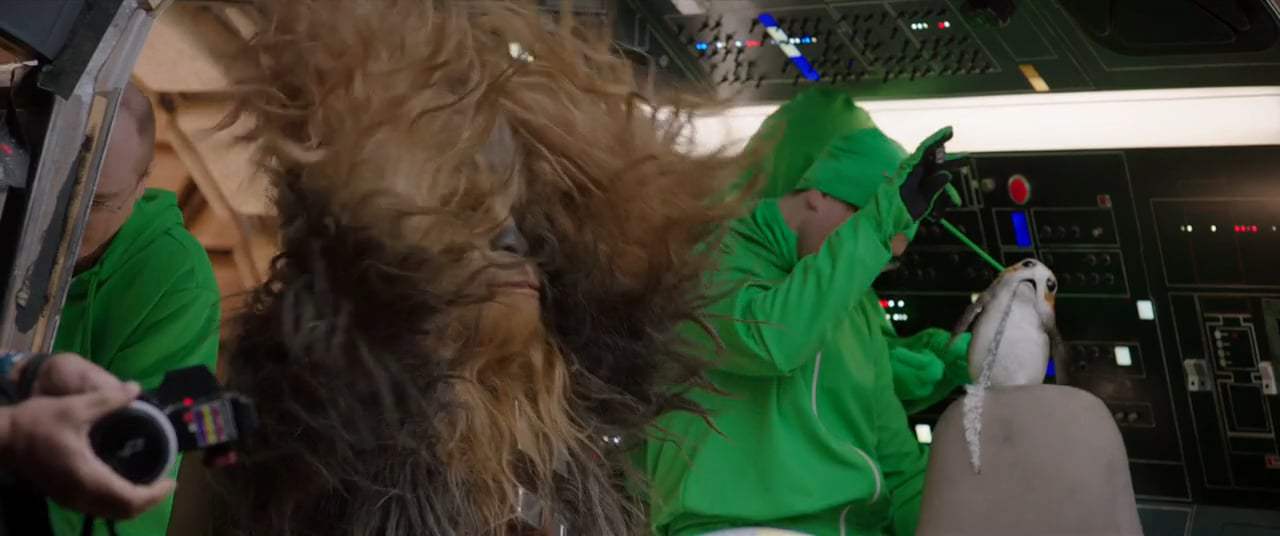 Star Wars: Episode VIII - The Last Jedi Featurette - The Director and the Jedi (2017) Screen Capture #3