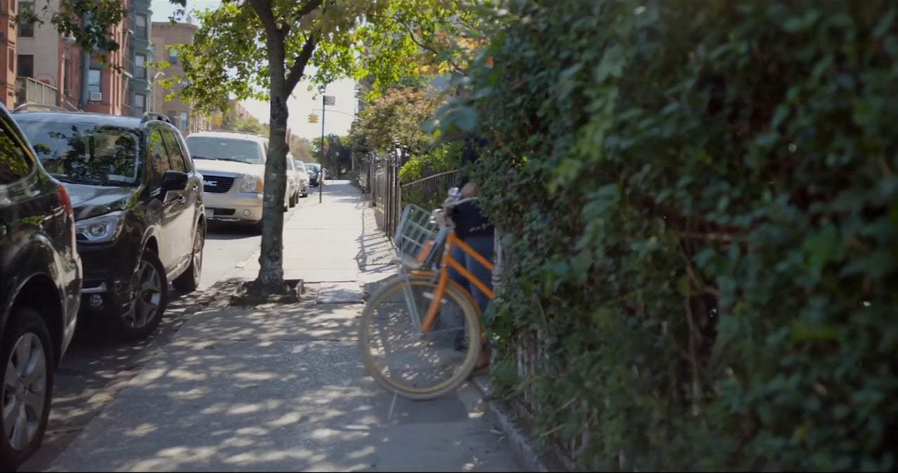 Please Trailer (2018) Screen Capture #2