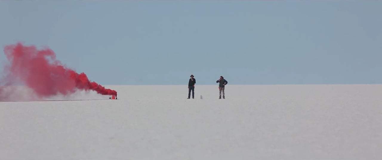 Star Wars: Episode VIII - The Last Jedi Featurette - World of White and Red (2017) Screen Capture #1