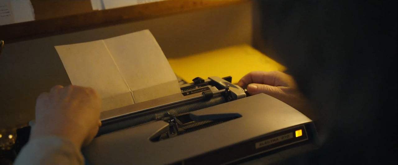 Can You Ever Forgive Me? Trailer (2018) Screen Capture #2