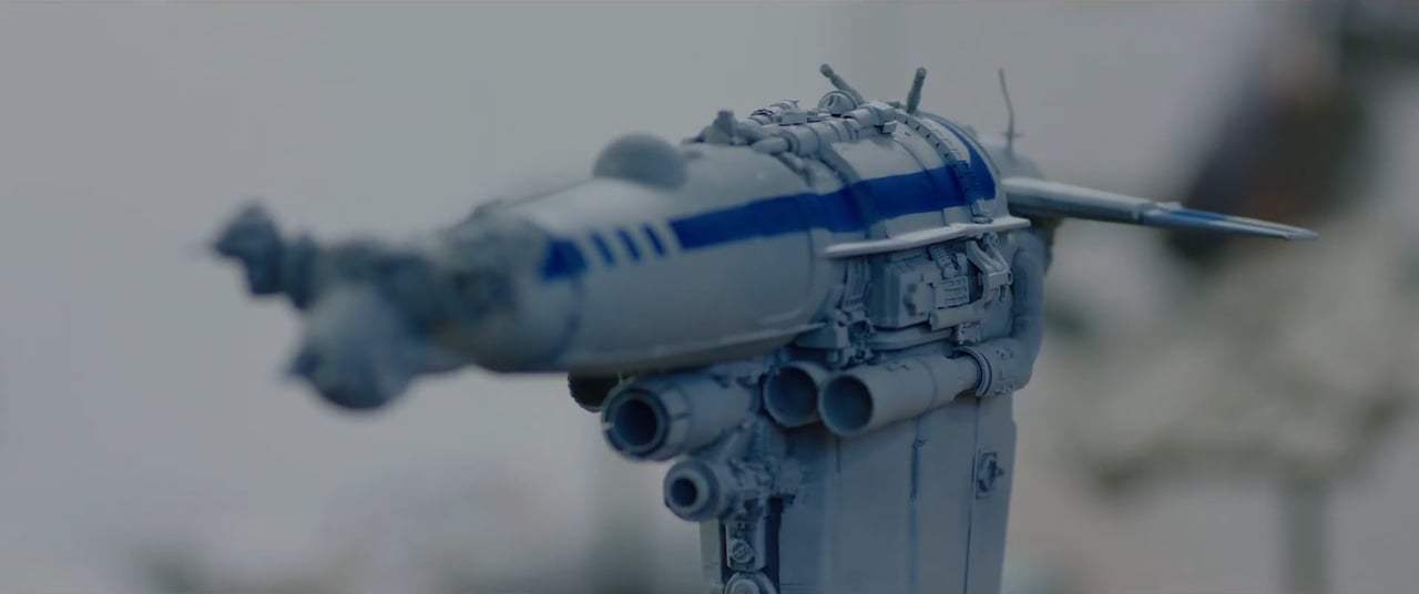 Star Wars: Episode VIII - The Last Jedi Featurette - Resistance Bomber Design (2017) Screen Capture #1