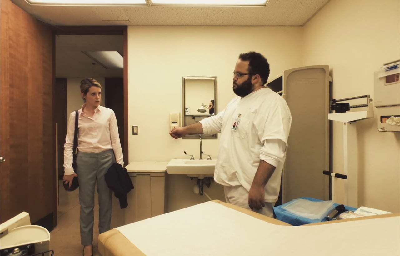 Unsane (2018) - Refusing to Coopoerate Screen Capture #2