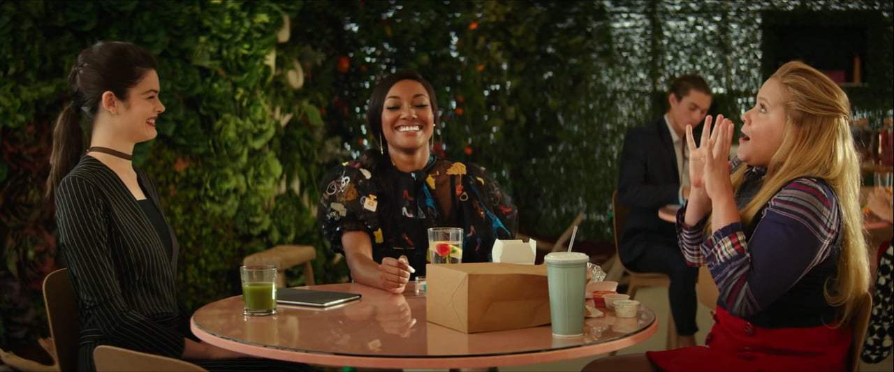 I Feel Pretty TV Spot - Blessed (2018) Screen Capture #4