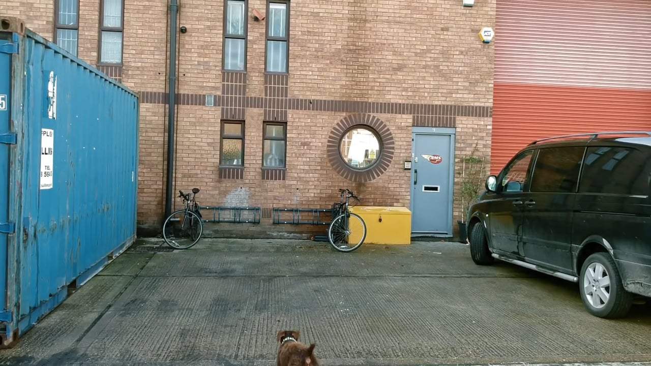 Isle of Dogs Featurette - An Ode to Dogs on Set (2018) Screen Capture #3