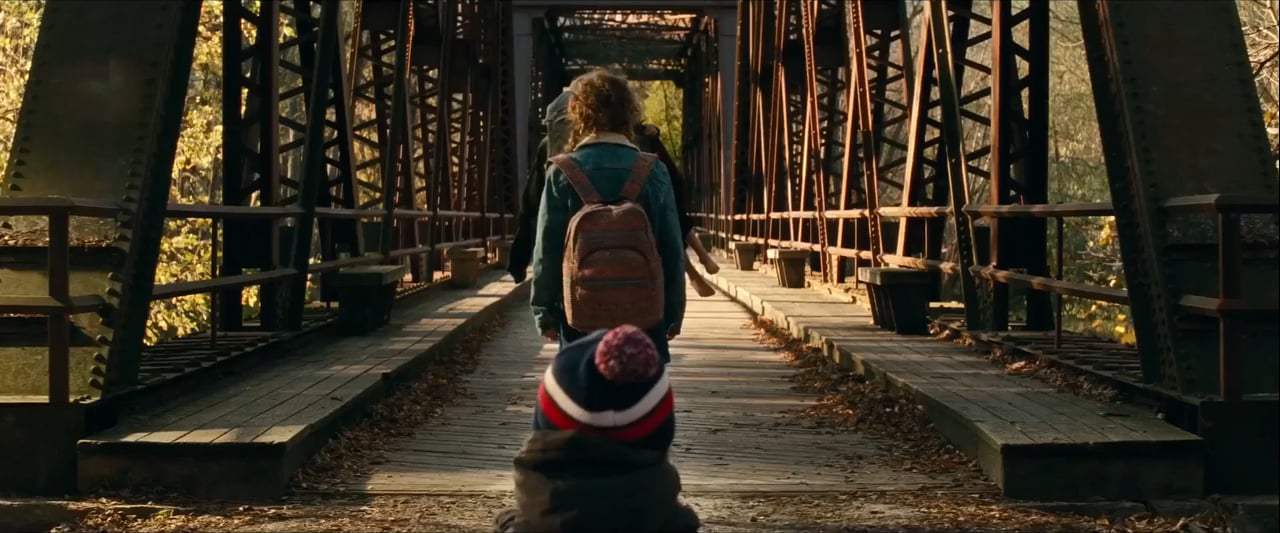 A Quiet Place (2018) - Bridge Screen Capture #1