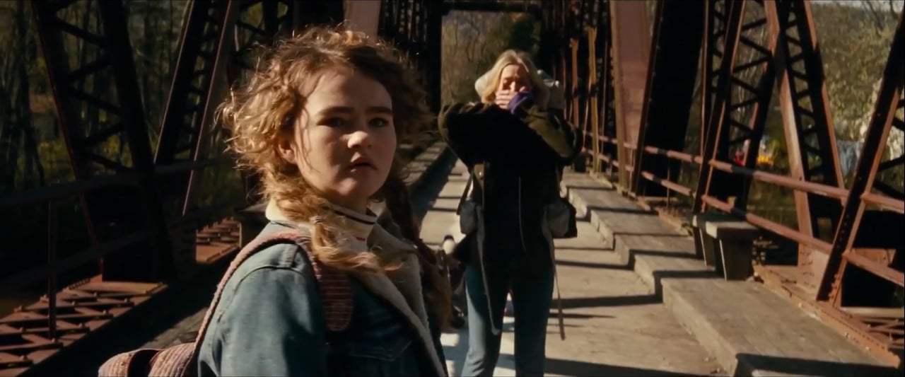 A Quiet Place (2018) - Bridge Screen Capture #3