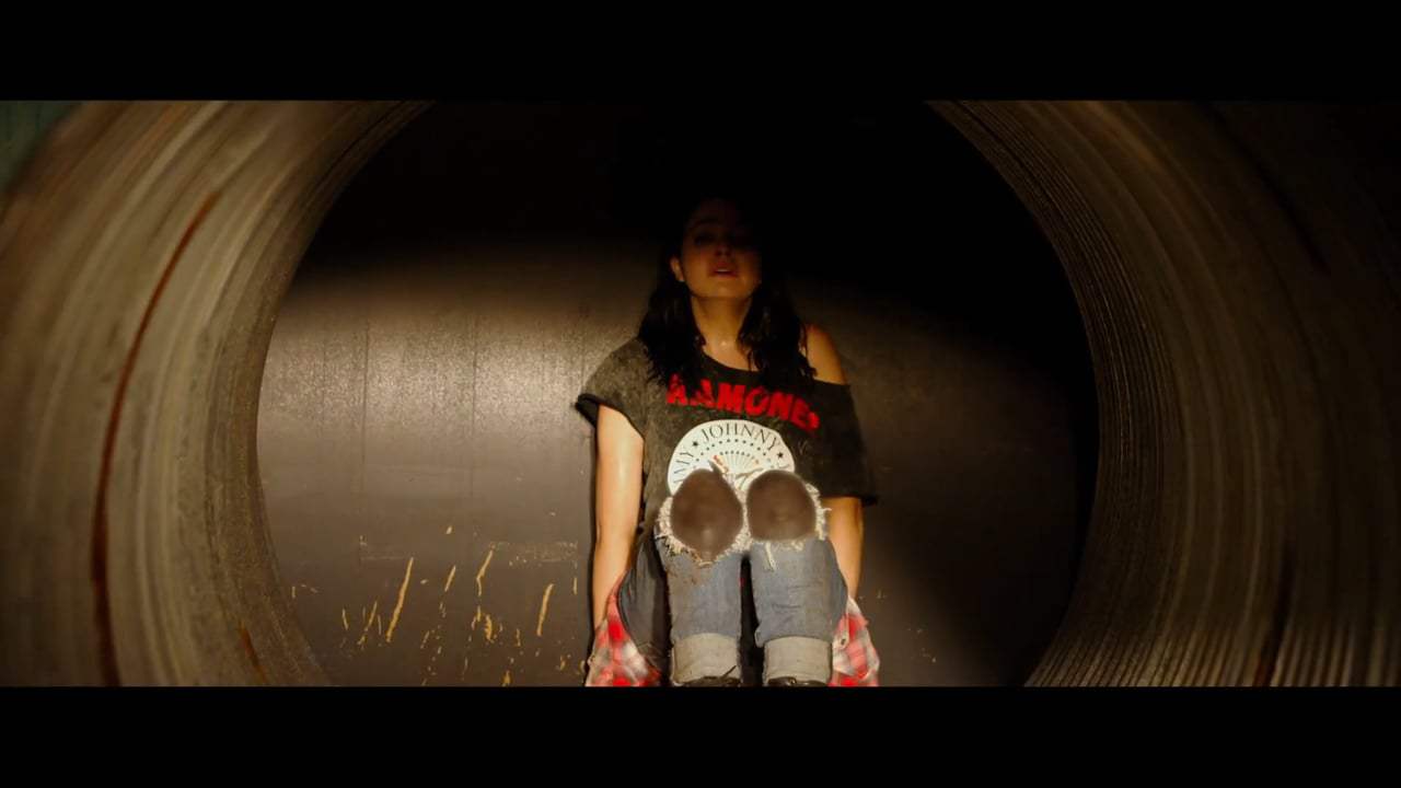 Strangers: Prey at Night TV Spot - Own It (2018) Screen Capture #2