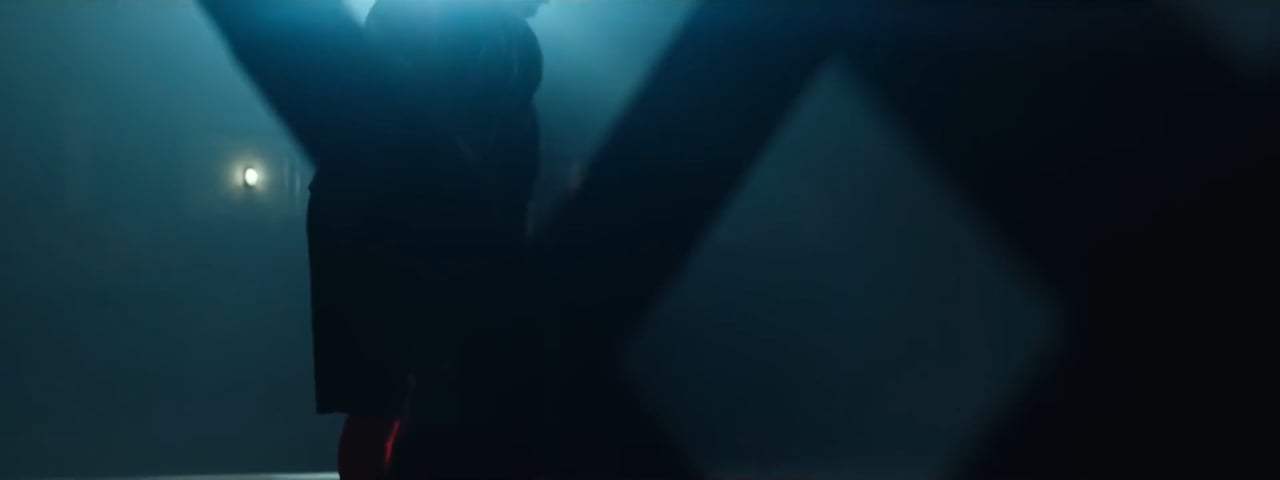 Jurassic World: Fallen Kingdom TV Spot - Kyle Lowry Finds A Way (2018) Screen Capture #2
