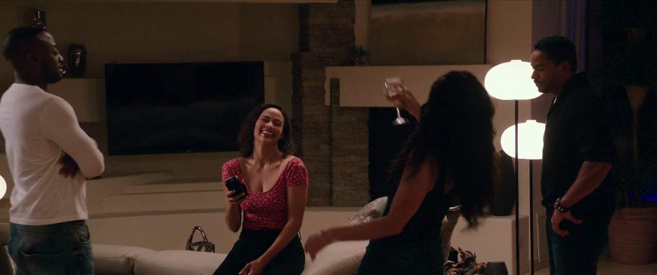Traffik (2018) - Breaking the Phone Code Screen Capture #3