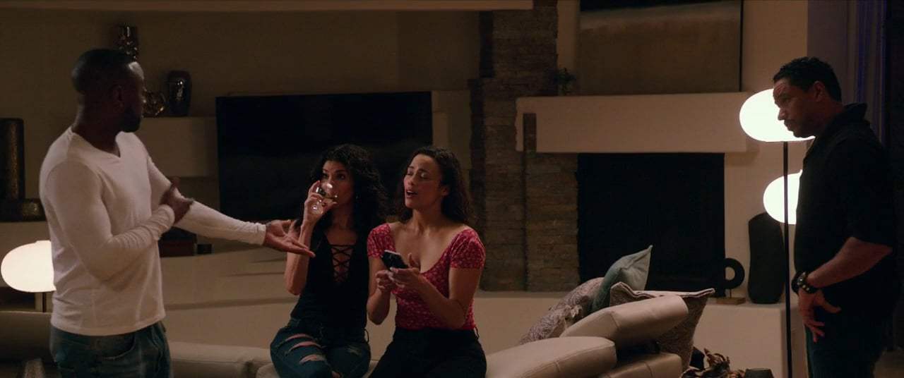 Traffik (2018) - Breaking the Phone Code Screen Capture #4