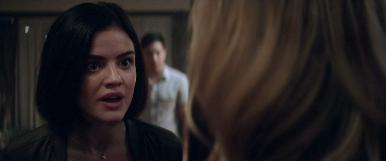 Truth or Dare (2018) - Break Olivia's Hand Screen Capture #2