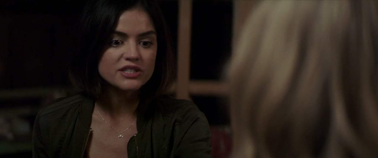 Truth or Dare (2018) - Break Olivia's Hand Screen Capture #3