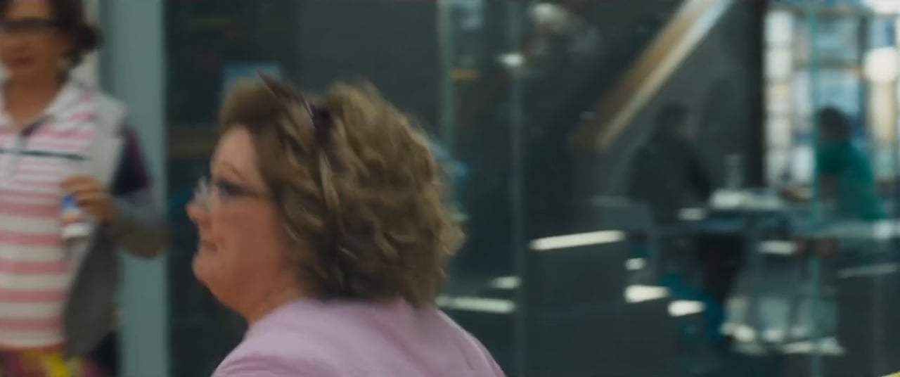 Life of the Party Feature Trailer (2018) Screen Capture #2
