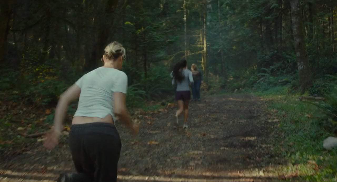 Tully (2018) - I Make Milk Screen Capture #2