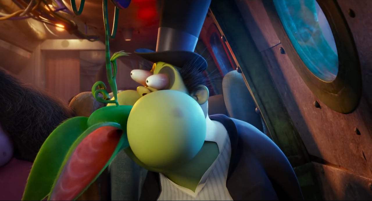 Hotel Transylvania 3: Summer Vacation (2018) - Gremlin Air Screen Capture #2