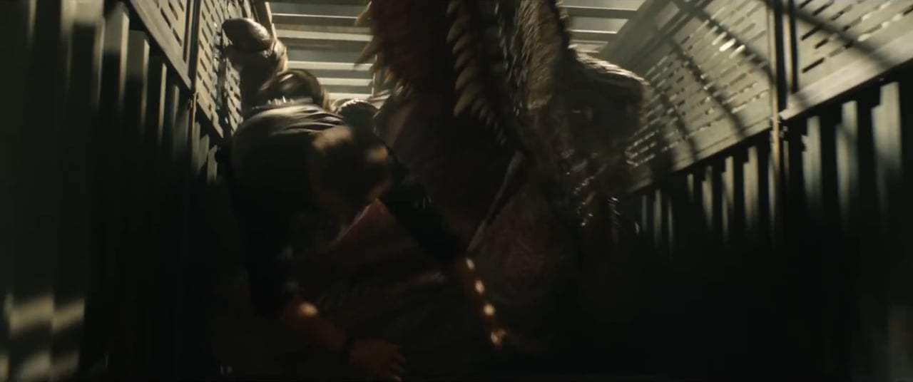 Jurassic World: Fallen Kingdom Featurette - Inside Look (2018) Screen Capture #3