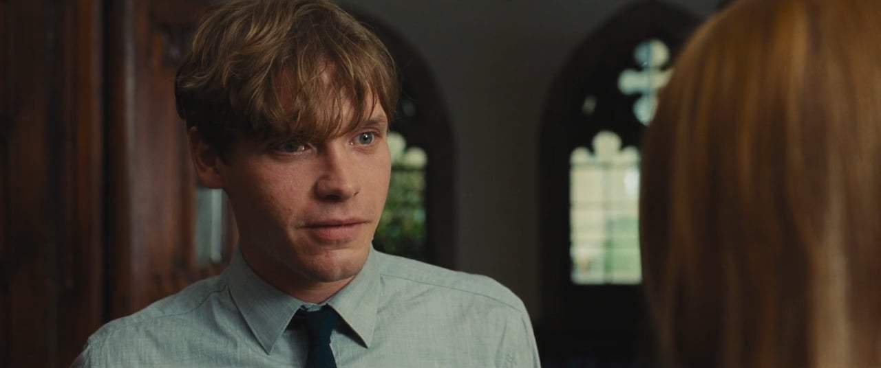 On Chesil Beach (2018) - First Meeting Screen Capture #4