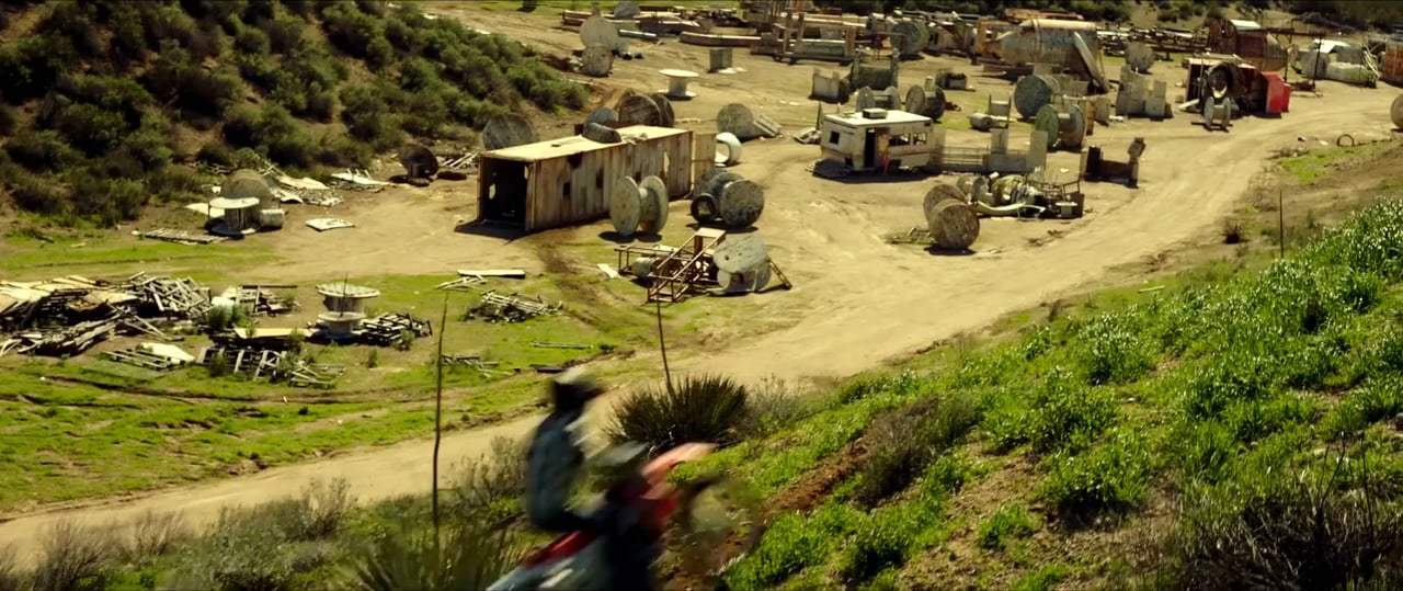 A-X-L Theatrical Trailer (2017) Screen Capture #1