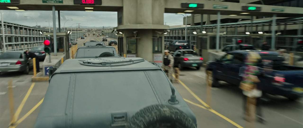 Sicario: Day of the Soldado Feature Trailer (2018) Screen Capture #3