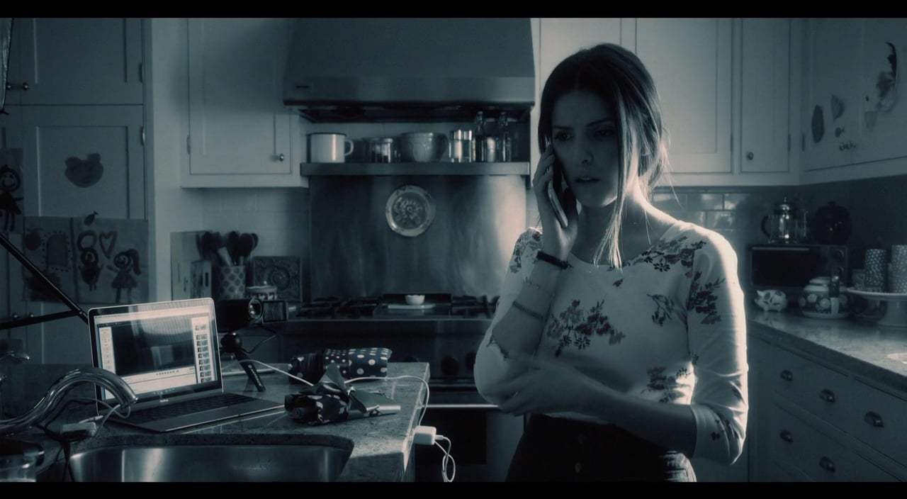 A Simple Favor Trailer (2018) Screen Capture #1