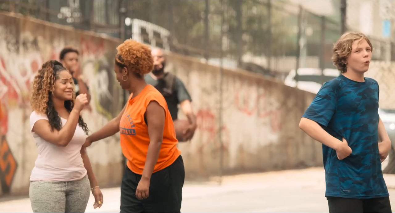 Uncle Drew (2018) - Hold My Nuts Screen Capture #4
