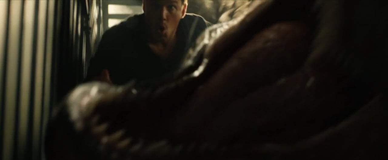 Jurassic World: Fallen Kingdom (2018) - Wakes Up Screen Capture #1