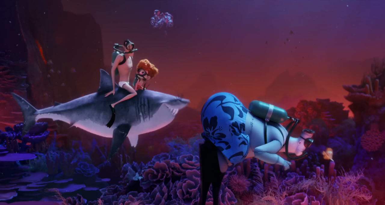 Hotel Transylvania 3: Summer Vacation TV Spot - Cast (2018) Screen Capture #2
