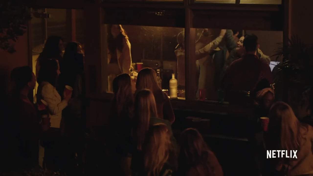 Sierra Burgess Is a Loser Trailer (2018) Screen Capture #4