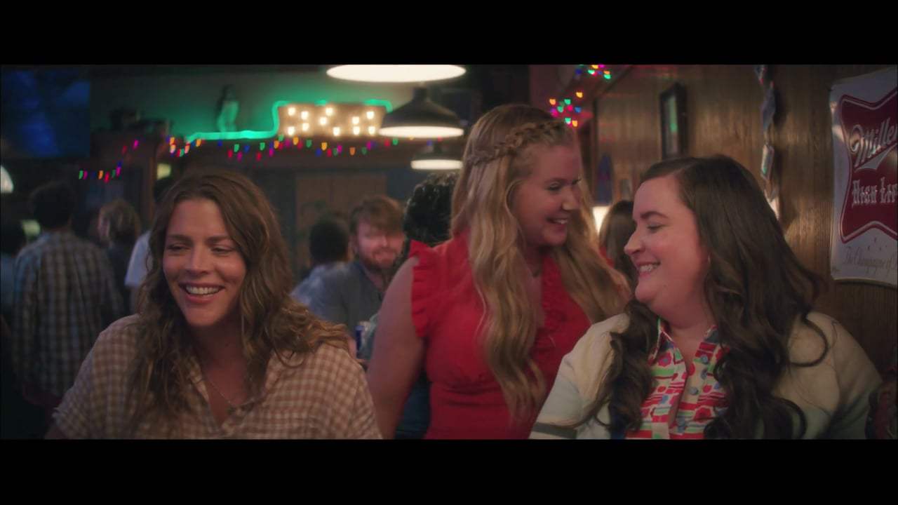 I Feel Pretty Featurette - Gag Reel (2018) Screen Capture #4