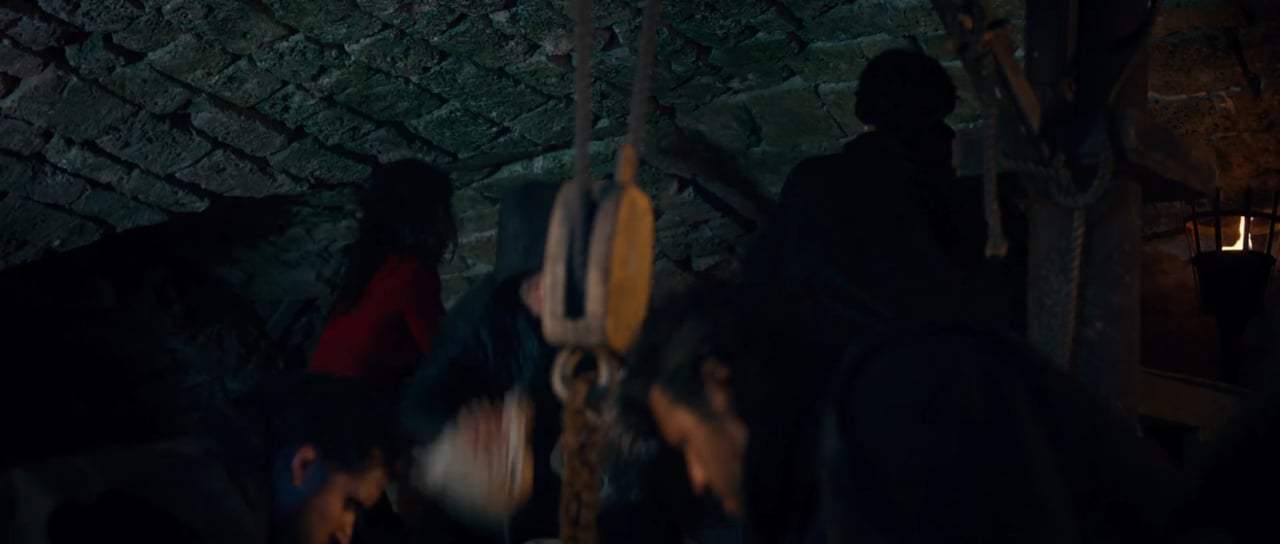 Robin Hood Theatrical Trailer (2018) Screen Capture #3