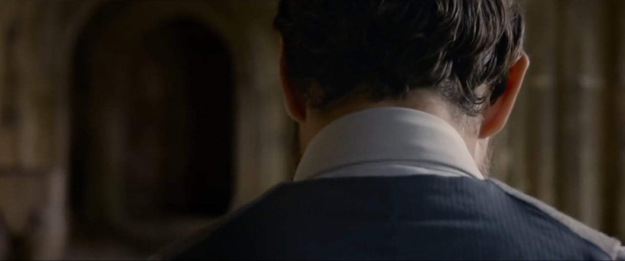 Fantastic Beasts: The Crimes of Grindelwald Feature Trailer (2018) Screen Capture #1